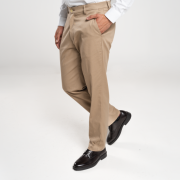PANTALON CABALLERO GABARDINA STRECH FIT – KHAKI